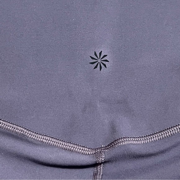 Athleta Salutation Stash Leggings - Picture 7 of 11